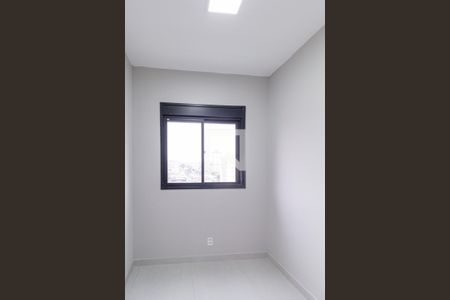 Quarto 1 de apartamento para alugar com 2 quartos, 37m² em Km 18, Osasco