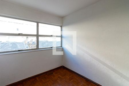 Quarto 1 de apartamento para alugar com 3 quartos, 76m² em Carlos Prates, Belo Horizonte