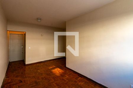 Sala de apartamento para alugar com 3 quartos, 76m² em Carlos Prates, Belo Horizonte