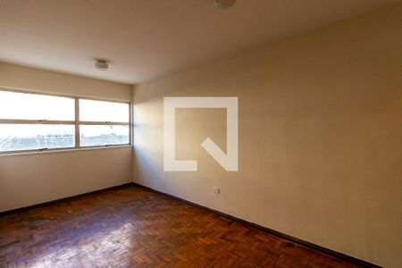 Sala de apartamento para alugar com 3 quartos, 76m² em Carlos Prates, Belo Horizonte