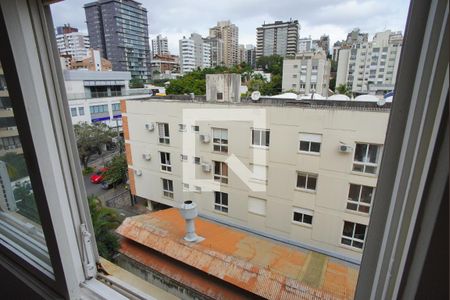 Quarto - Vista de apartamento para alugar com 1 quarto, 46m² em Bela Vista, Porto Alegre