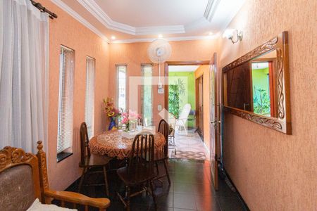 Sala de casa à venda com 3 quartos, 250m² em Cipava, Osasco