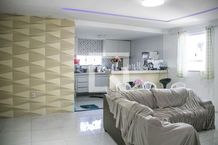 Sala de casa para alugar com 3 quartos, 130m² em Cabula  , Salvador