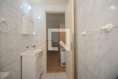 Banheiro de apartamento para alugar com 1 quarto, 42m² em Agronomia, Porto Alegre