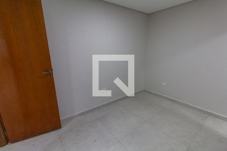 Quarto 2 - suíte de casa para alugar com 2 quartos, 47m² em Vila Nhocune, São Paulo