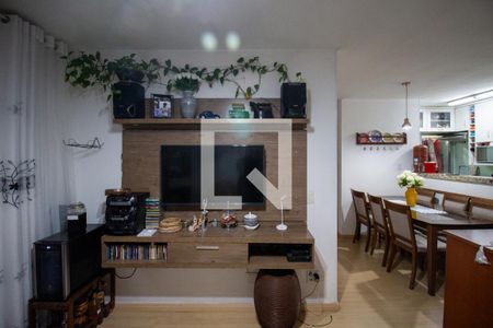 Sala de apartamento à venda com 2 quartos, 60m² em Vila Carmosina, São Paulo