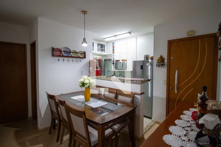 Sala de apartamento à venda com 2 quartos, 60m² em Vila Carmosina, São Paulo