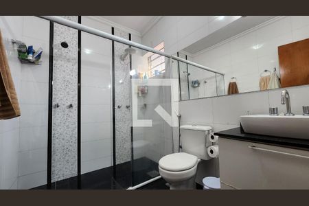 Casa à venda com 420m², 4 quartos e 10 vagas Casa à venda com 420m², 4 quartos e 10 vagasBanheiro social