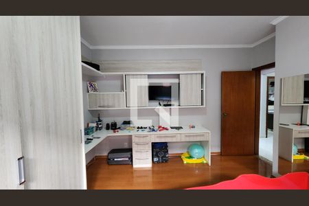 Casa à venda com 420m², 4 quartos e 10 vagas Casa à venda com 420m², 4 quartos e 10 vagasQuarto