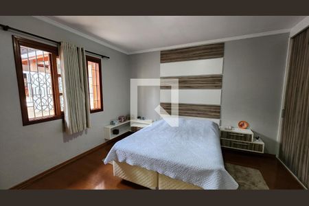 Casa à venda com 420m², 4 quartos e 10 vagas Casa à venda com 420m², 4 quartos e 10 vagasQuarto