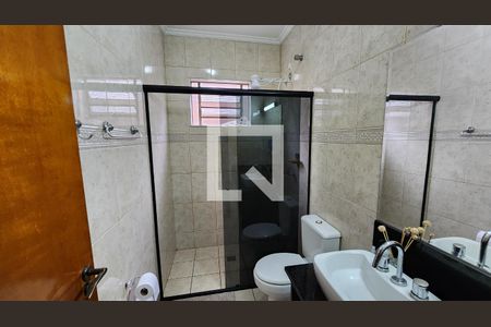 Casa à venda com 420m², 4 quartos e 10 vagas Casa à venda com 420m², 4 quartos e 10 vagasBanheiro Quarto