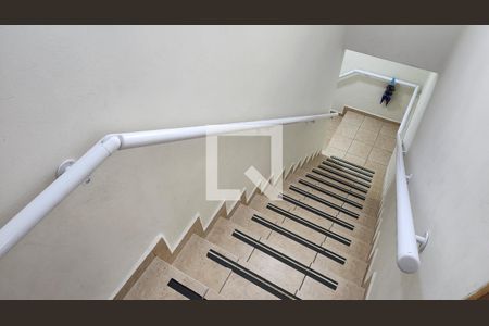 Casa à venda com 420m², 4 quartos e 10 vagas Casa à venda com 420m², 4 quartos e 10 vagasEscadas