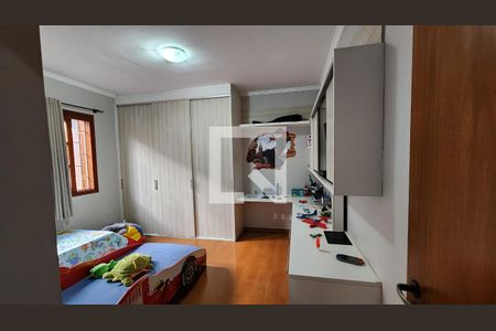 Casa à venda com 420m², 4 quartos e 10 vagas Casa à venda com 420m², 4 quartos e 10 vagasQuarto