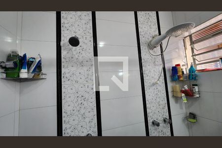 Casa à venda com 420m², 4 quartos e 10 vagas Casa à venda com 420m², 4 quartos e 10 vagasBanheiro social