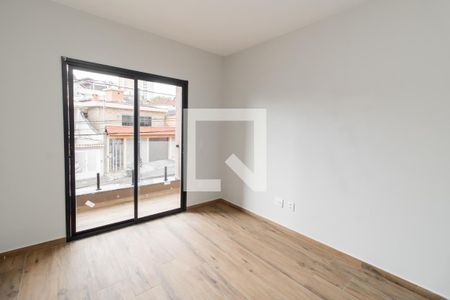 Suíte de casa à venda com 3 quartos, 186m² em Vila Ré, São Paulo