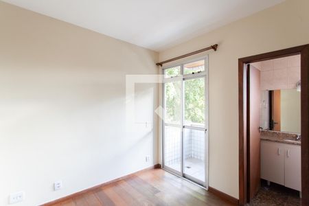 Suíte de apartamento para alugar com 3 quartos, 100m² em Itapoã, Belo Horizonte