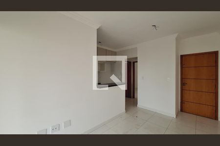 Sala de apartamento para alugar com 2 quartos, 75m² em Tupi, Praia Grande