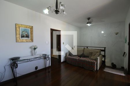 Sala de TV de casa de condomínio à venda com 3 quartos, 330m² em Pechincha, Rio de Janeiro