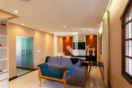 Sala de casa à venda com 4 quartos, 302m² em Santa Monica, Belo Horizonte