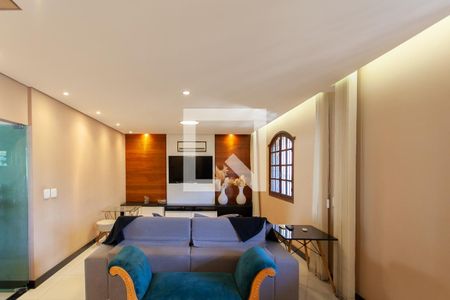 Sala de casa à venda com 4 quartos, 302m² em Santa Monica, Belo Horizonte