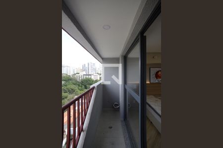 Varanda de kitnet/studio à venda com 1 quarto, 28m² em Vila Mariana, São Paulo