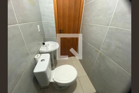 Banheiro  de apartamento para alugar com 1 quarto, 33m² em Jardim Algarve, Alvorada