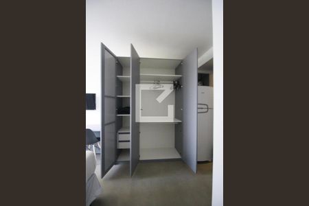 Quarto-Sala de apartamento para alugar com 1 quarto, 26m² em Indianópolis, São Paulo