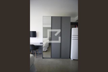 Quarto-Sala de apartamento para alugar com 1 quarto, 26m² em Indianópolis, São Paulo