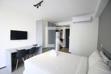 Quarto-Sala de apartamento para alugar com 1 quarto, 26m² em Indianópolis, São Paulo