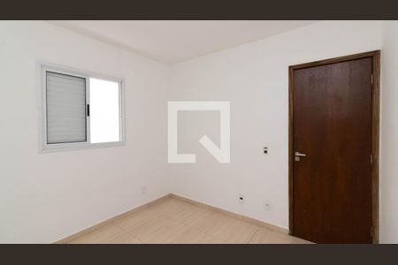 Quarto 2 de apartamento para alugar com 2 quartos, 50m² em Vila Nhocuné, São Paulo