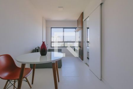 Sala de apartamento para alugar com 1 quarto, 29m² em Imbuí, Salvador