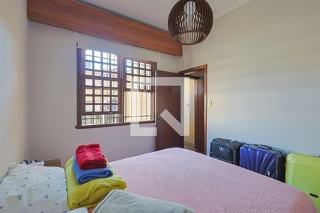 Quarto 1 de casa à venda com 4 quartos, 320m² em Santo Antônio, Belo Horizonte