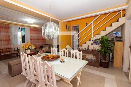 Sala de Jantar de casa à venda com 3 quartos, 216m² em Vila da Penha, Rio de Janeiro