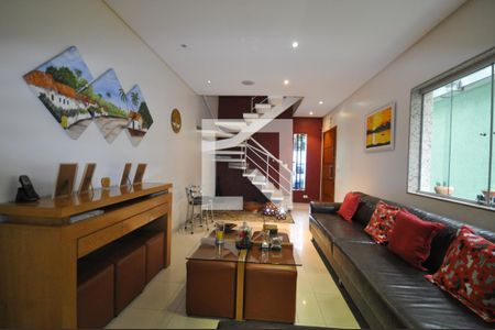 Sala de casa à venda com 5 quartos, 254m² em Vila Sabrina, São Paulo