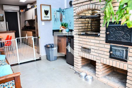 Apartamento à venda com 184m², 2 quartos e 2 vagas Apartamento à venda com 184m², 2 quartos e 2 vagasChurrasqueira