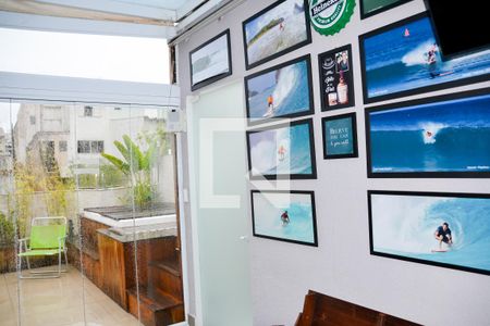 Apartamento à venda com 184m², 2 quartos e 2 vagas Apartamento à venda com 184m², 2 quartos e 2 vagasTerraço