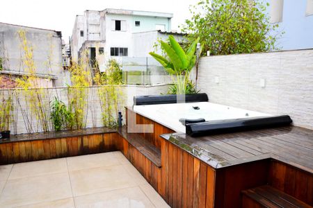 Apartamento à venda com 184m², 2 quartos e 2 vagas Apartamento à venda com 184m², 2 quartos e 2 vagasTerraço