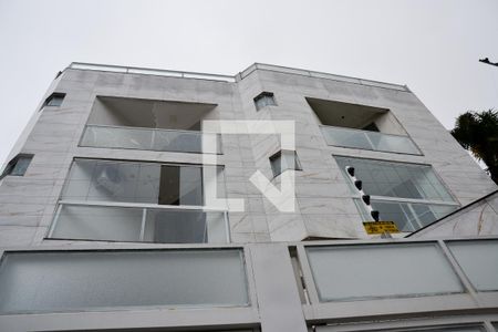 Apartamento à venda com 184m², 2 quartos e 2 vagas Apartamento à venda com 184m², 2 quartos e 2 vagasFachada