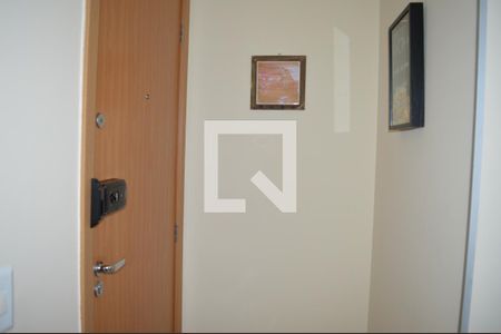 Sala de apartamento à venda com 2 quartos, 48m² em Cabral, Contagem
