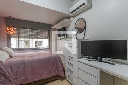 Quarto 1 de apartamento à venda com 2 quartos, 75m² em Jardim do Salso, Porto Alegre