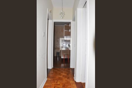 Corredor Quartos de apartamento à venda com 2 quartos, 80m² em Jardim São Paulo, São Paulo