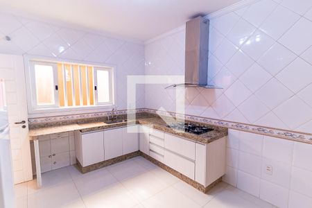 Cozinha de casa para alugar com 5 quartos, 224m² em Vila Homero, Indaiatuba