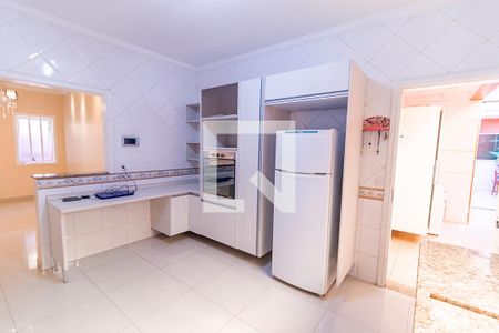 Cozinha de casa para alugar com 5 quartos, 224m² em Vila Homero, Indaiatuba