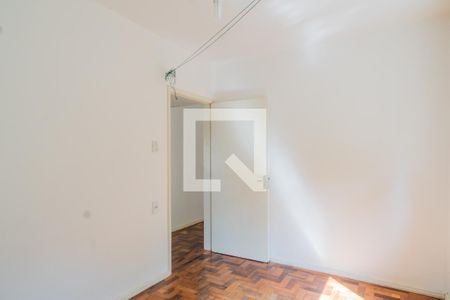 Quarto 1 de apartamento para alugar com 2 quartos, 60m² em Cristal, Porto Alegre