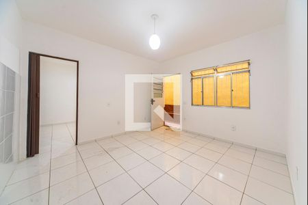 Sala de casa para alugar com 2 quartos, 65m² em Jardim Alvorada, Santo André