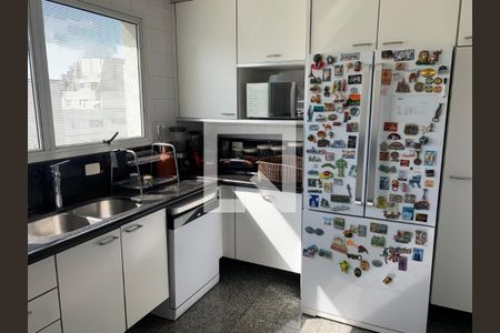 Apartamento à venda com 4 quartos, 321m² em Vila Uberabinha, São Paulo