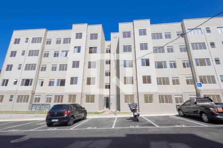 Apartamento para alugar com 45m², 2 quartos e 1 vaga Apartamento para alugar com 45m², 2 quartos e 1 vagaFachada