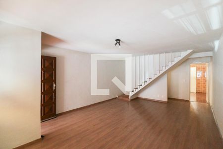 Sala de casa para alugar com 3 quartos, 180m² em Jardim das Laranjeiras, São Paulo