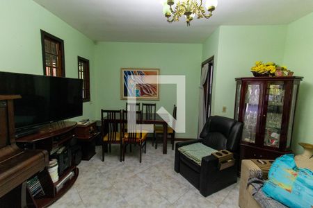 Sala de casa à venda com 3 quartos, 150m² em Itaipu, Niterói