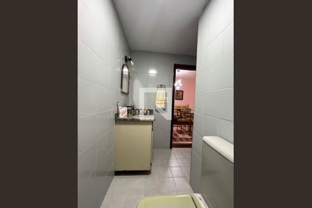 Apartamento à venda com 79m², 2 quartos e 1 vaga Apartamento à venda com 79m², 2 quartos e 1 vagaBanheiro 2